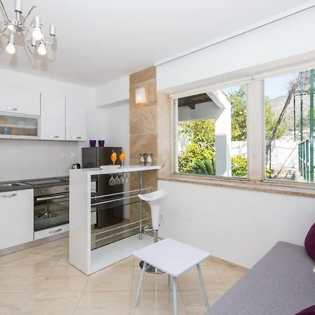 Nada Apartment *