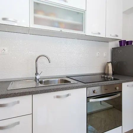 Nada * 杜布罗夫尼克