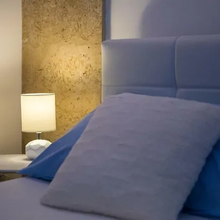 Nada 杜布罗夫尼克