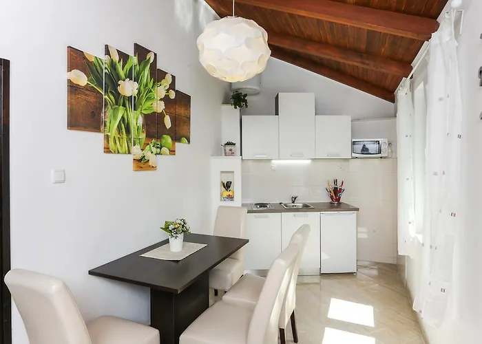 Nada * דוברובניק