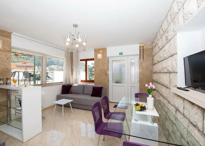 Nada * דוברובניק