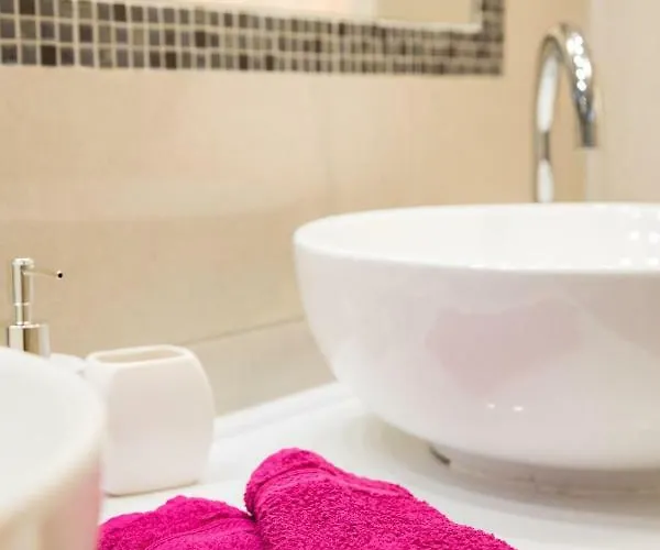 Nada דוברובניק