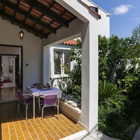 Nada Apartment *