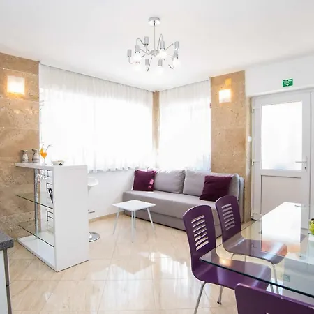 Nada Apartment *
