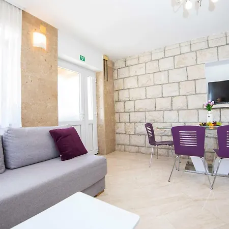 Nada Apartment *